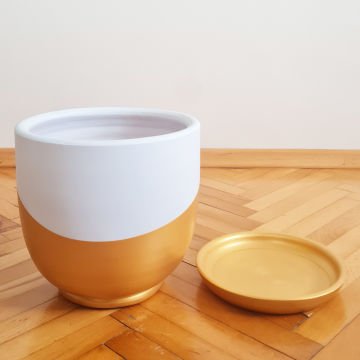 Çömlek Saksı U Model Gold Beyaz Saksı Orta Boy Tabaklı Saksı