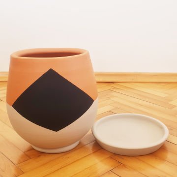 Çömlek Saksı Geometrik Desenli Saksı Armut Model Orta Boy Tabaklı Saksı