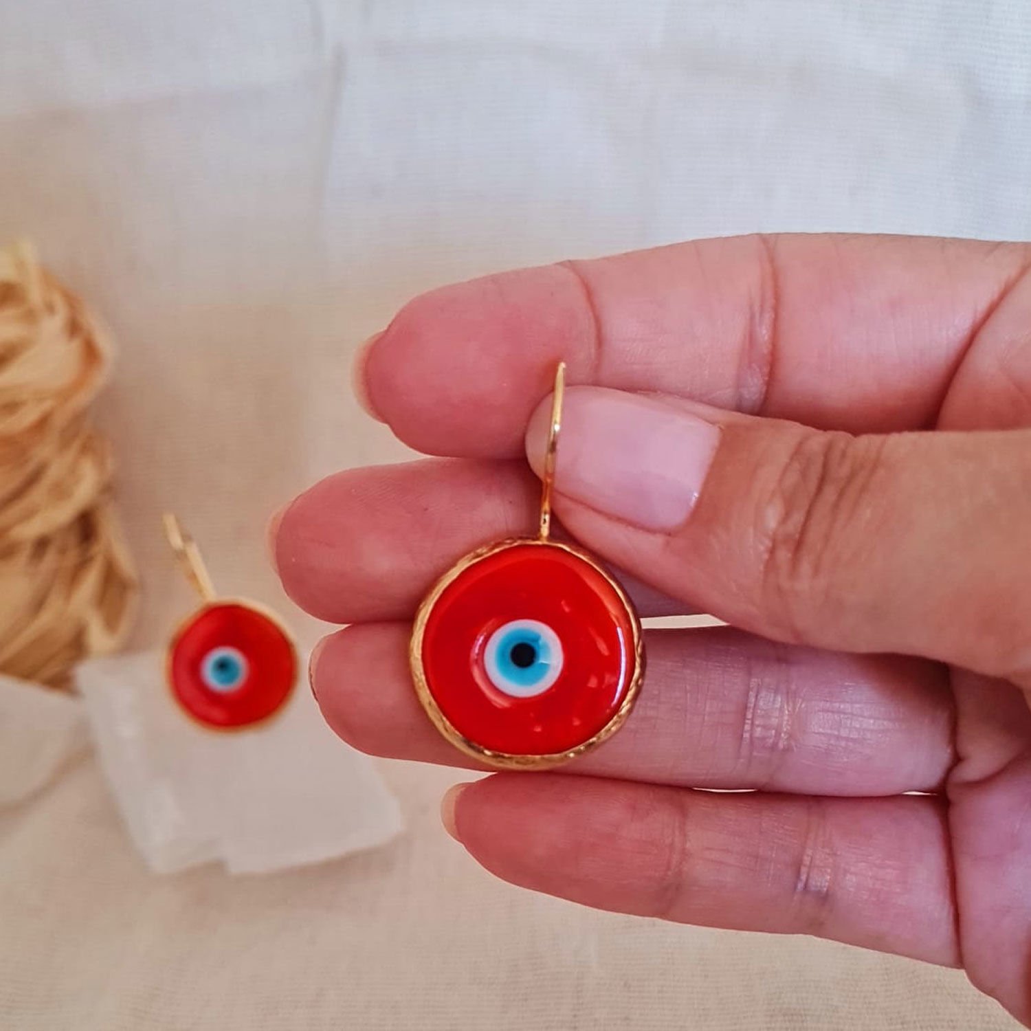 Doğal Taşlı Küpe Nazar Boncuğu Küpe Kırmızı Sallantılı Küpe